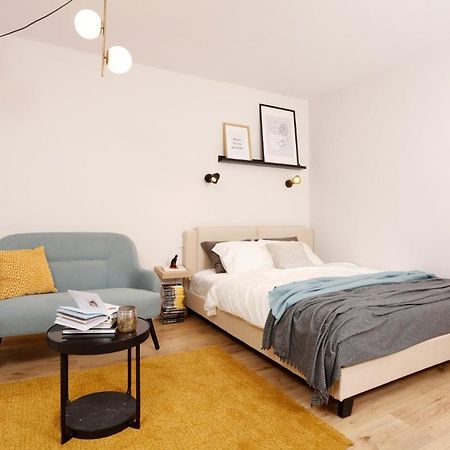 Bright & Relaxing Stay Studio Bucharest Luaran gambar